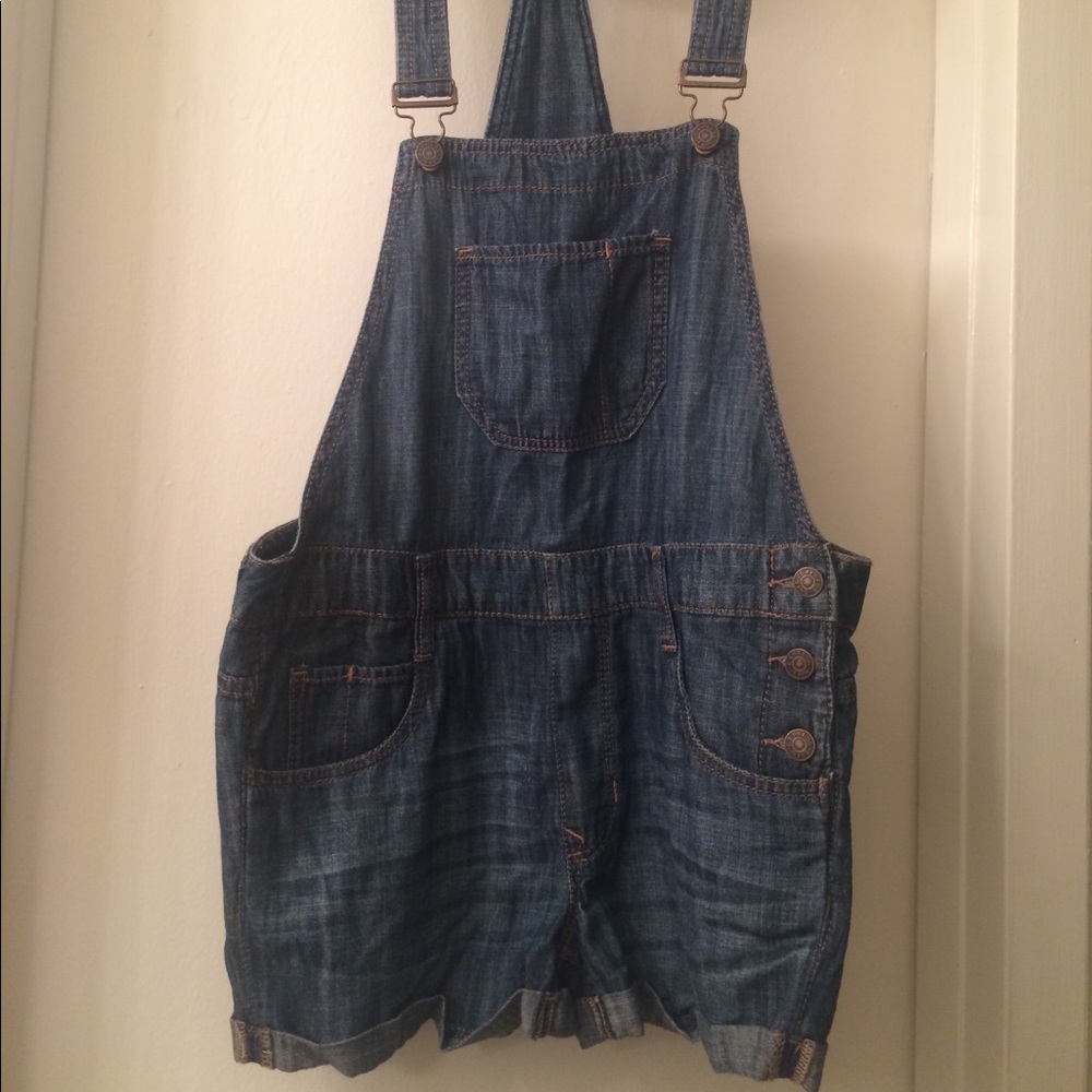 Express size 4 overall shorts “shortalls”